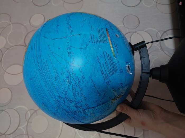 Фотография покупателя товара Глoбус физико-политический «Классик», диаметр 320 мм, с подсветкой - Фото 8