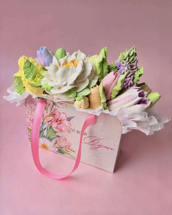 Фотография покупателя товара Переноска для цветов складная «От всей души», 17 × 13 × 7 см