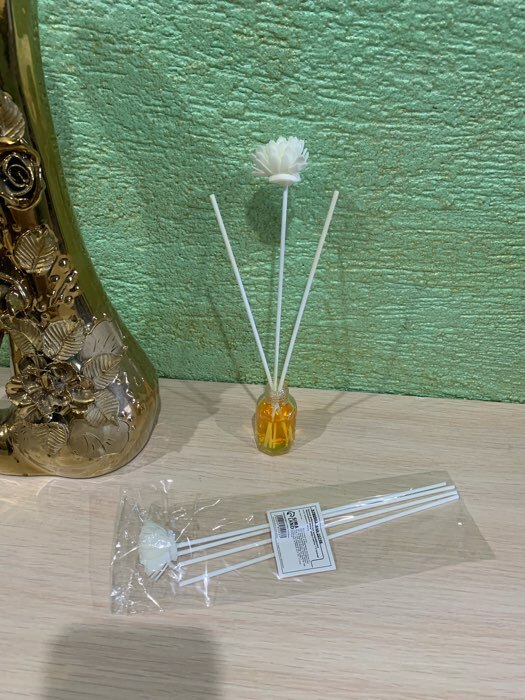 Фотография покупателя товара Палочки фибровые для аромадиффузора "Белоснежные цветы" набор 2 цветка + 5 палочек - Фото 1