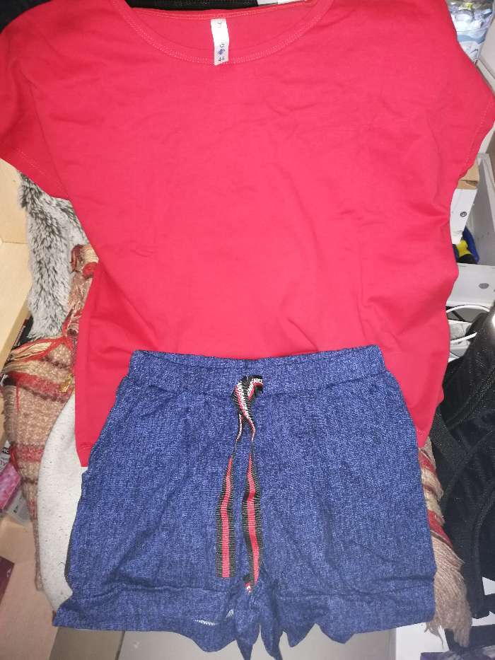 Фотография покупателя товара Костюм женский (футболка, шорты), цвет красный/тёмно-синий, размер 44 - Фото 1