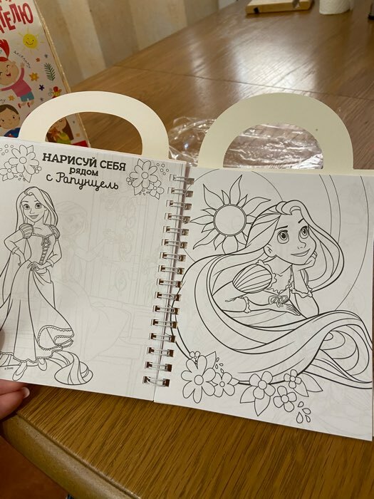 Фотография покупателя товара Блокнот-сумочка с раскраской "Милой Принцессе", Принцессе, 45 листов, А6