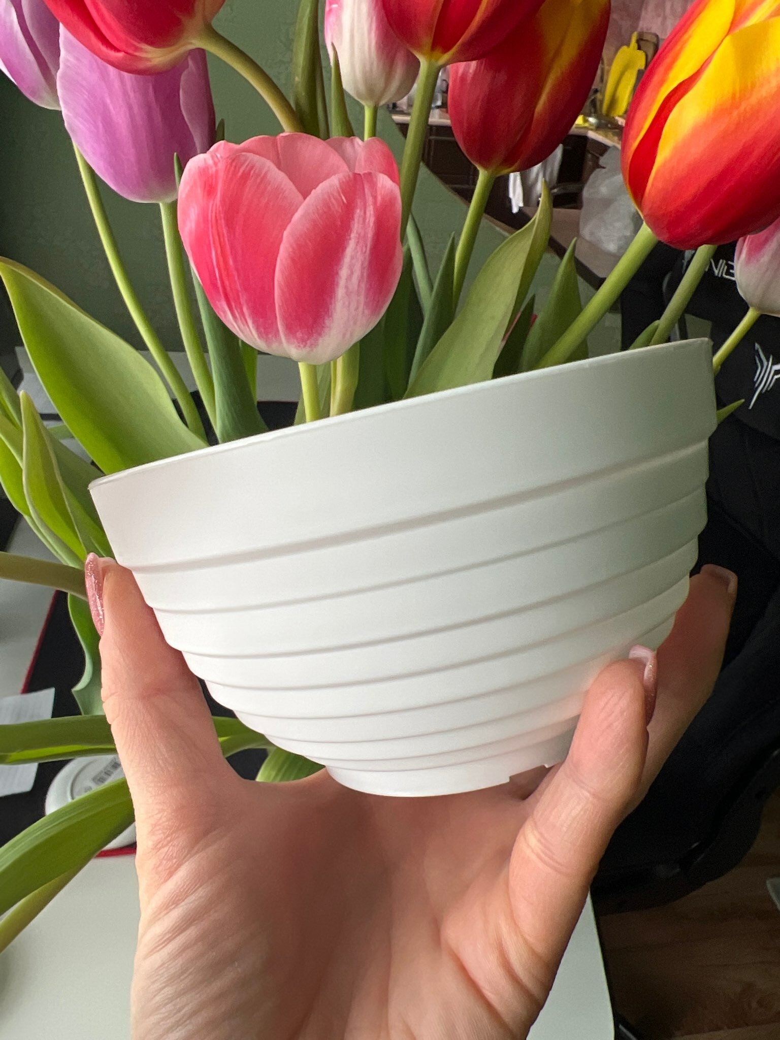 Фотография покупателя товара Горшок для цветов с поддоном «Алиса», 0,5 л, цвет белый