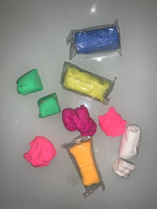 Фотография покупателя товара Набор креативного творчества «Воздушный пластилин», серия «Air Clay», 7 цветов ARCL-01-01