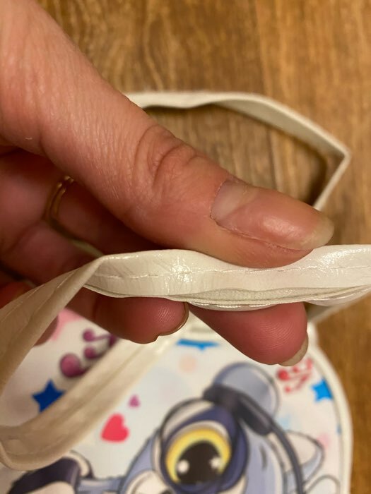 Фотография покупателя товара Сумка детская, отдел на молнии, регулируемый ремень, цвет белый - Фото 1