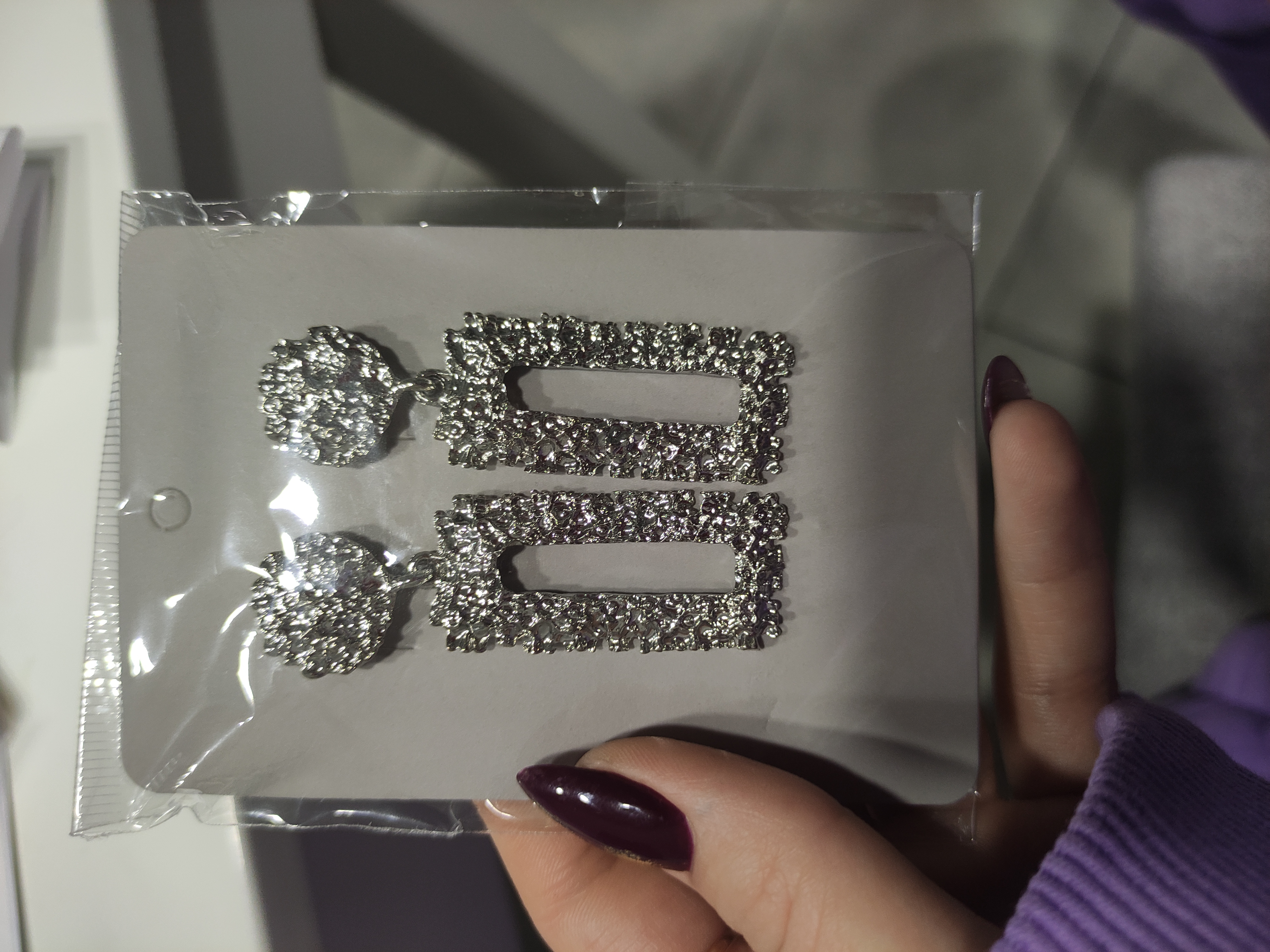 Фотография покупателя товара Серьги металл «Карибы», цвет чёрный - Фото 2