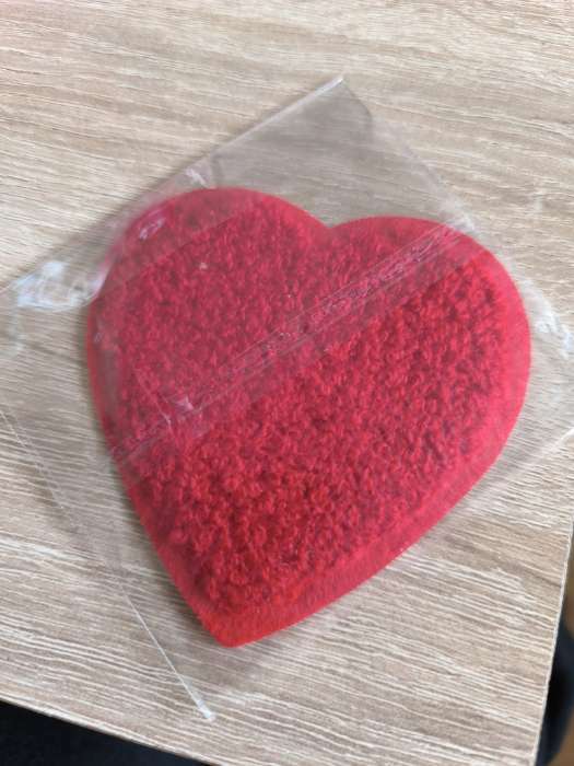 Фотография покупателя товара Термоаппликация «Сердце мягкое», 8 × 8 см, цвет красный - Фото 2
