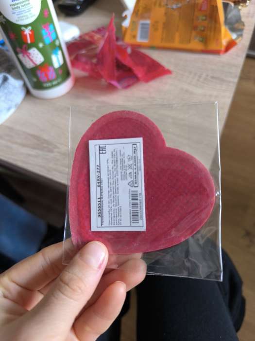 Фотография покупателя товара Термоаппликация «Сердце мягкое», 8 × 8 см, цвет красный - Фото 3