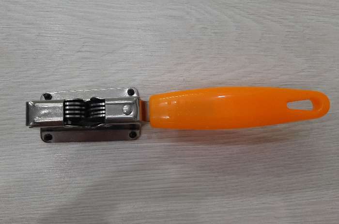 Фотография покупателя товара Точилка для ножей Доляна «Оранж», 19×3,5 см - Фото 5