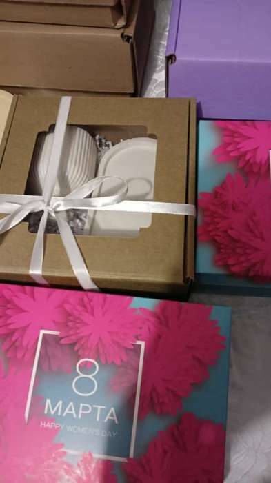 Фотография покупателя товара Коробка самосборная, с окном, крафт, 19×18×9 см - Фото 3