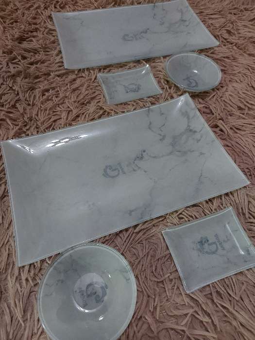 Фотография покупателя товара Набор для суши из стекла Доляна «Пагода», 3 предмета: соусники 8×2 см, 8×6 см, подставка 25×15×2 см - Фото 6
