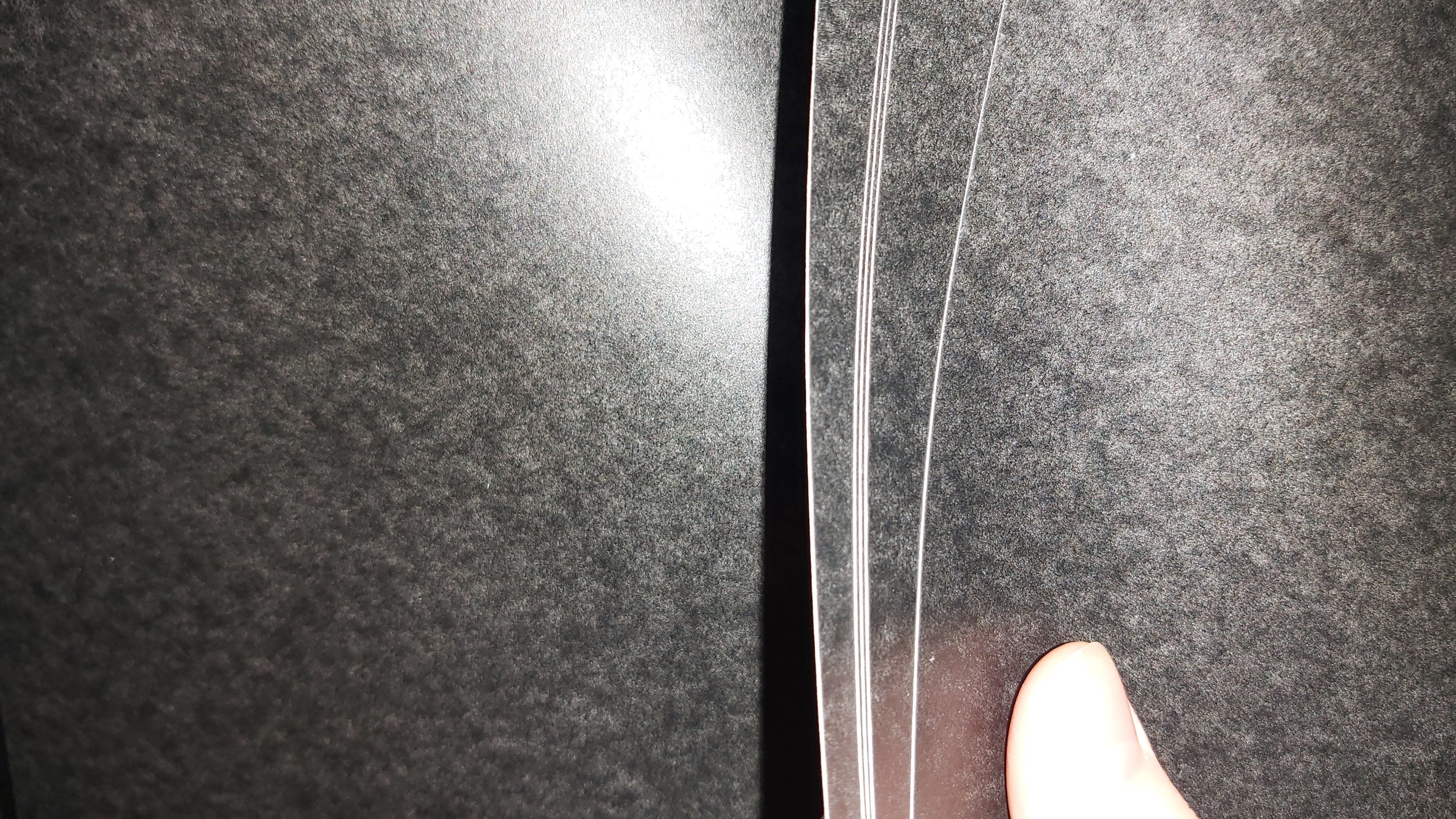 Фотография покупателя товара Альбом для рисования А4, 20 листов на гребне SketchBook «Сова», жёсткая подложка, блок чёрная бумага 160 г/м2 - Фото 3