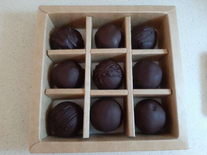 Фотография покупателя товара Упаковка для конфет 9 шт, 13,5 х 13,5 х 4 см, белый - Фото 35