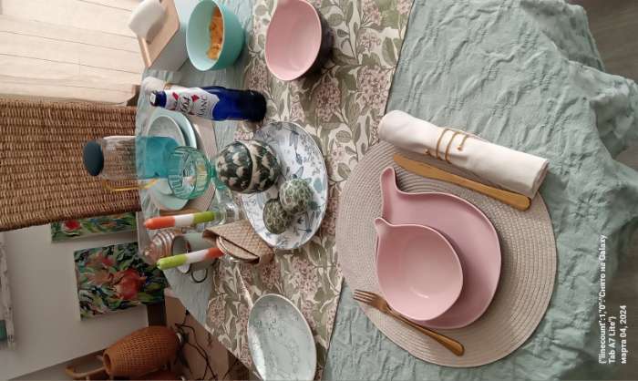 Фотография покупателя товара Тарелка керамическая «Инжир», 22.5 х 26.5 см, цвет розовый - Фото 1
