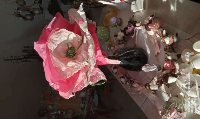 Фотография покупателя товара Бумага гофрированная, 948 "Бледно-розовая (камелия)", 50 см х 2,5 м - Фото 1
