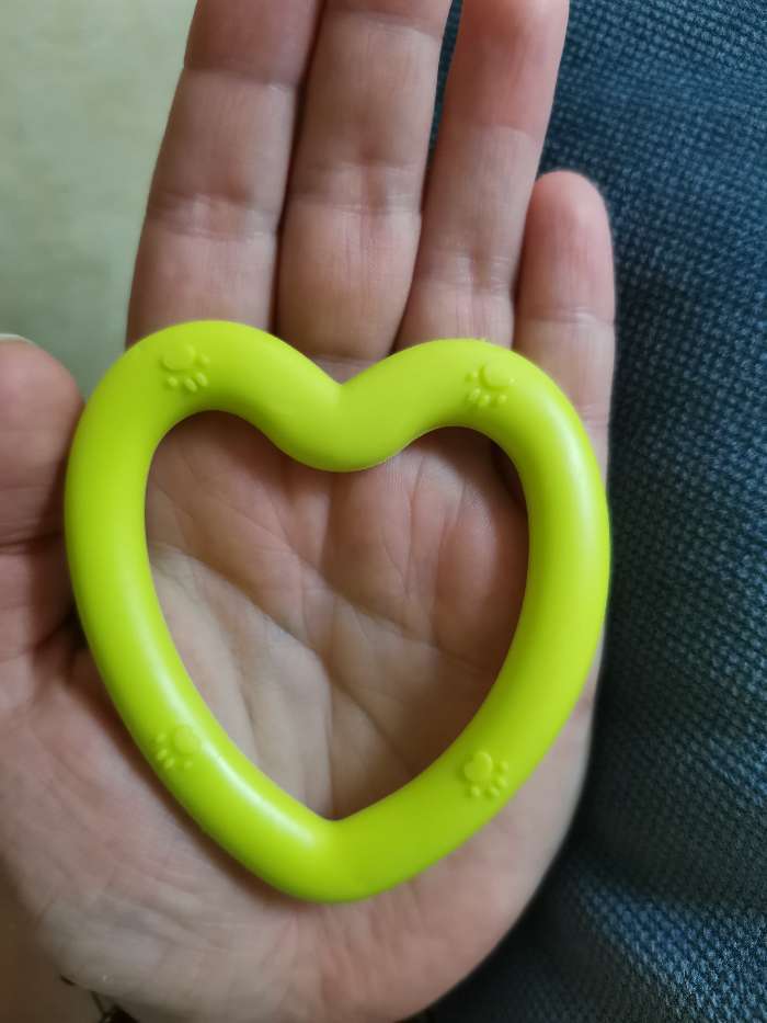Фотография покупателя товара Игрушка жевательная "Сердце", TPR, 8 х 7,5 см, микс цветов - Фото 2