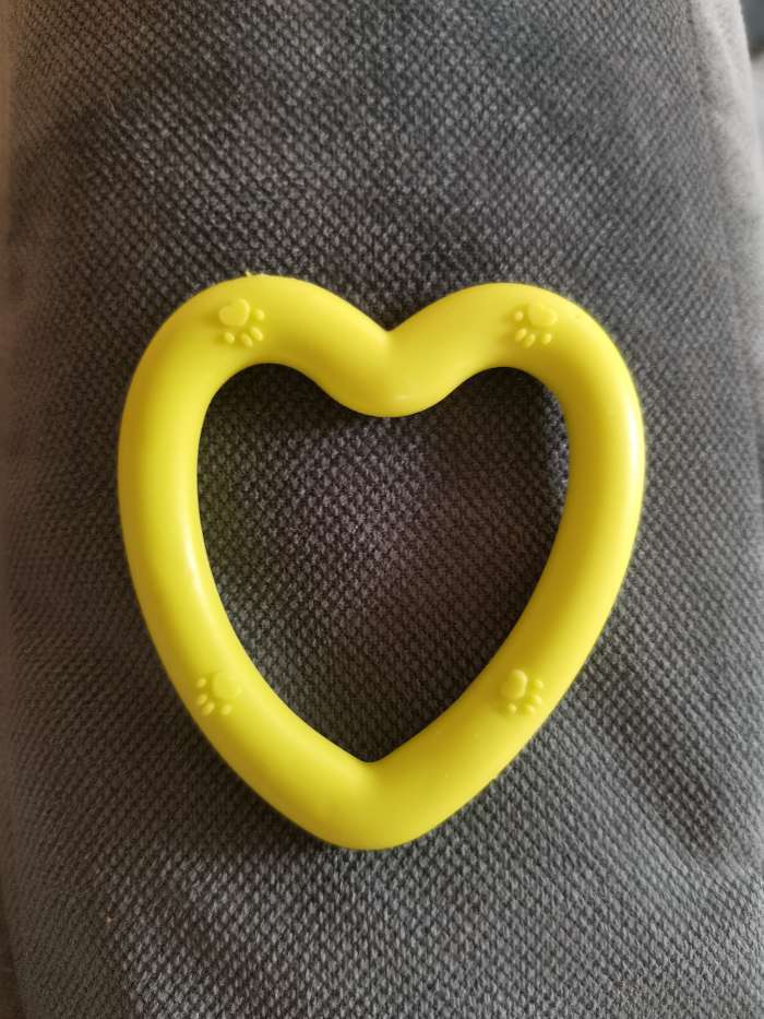 Фотография покупателя товара Игрушка жевательная "Сердце", TPR, 8 х 7,5 см, микс цветов - Фото 3