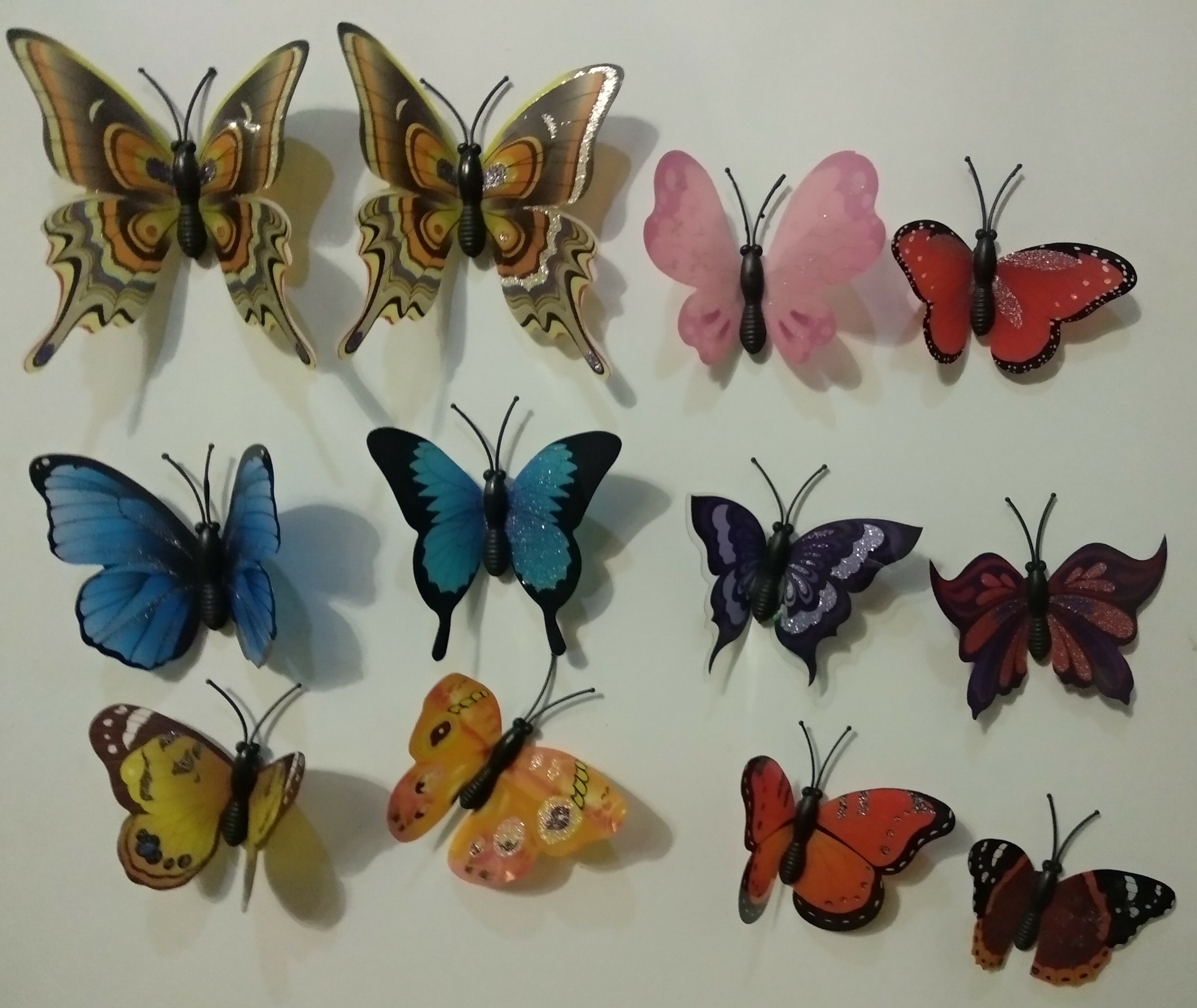 Фотография покупателя товара Магнит пластик "Бабочки блёстки" набор 12 шт МИКС - Фото 2