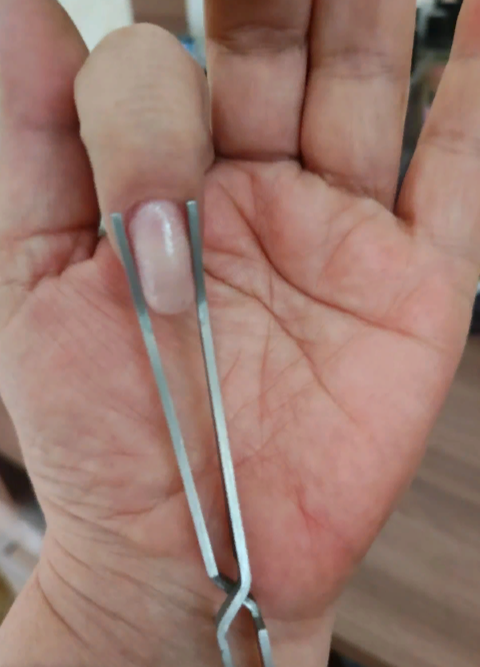 Фотография покупателя товара Пинцет-шабер для наращивания ногтей, 16,5 см, цвет серебристый - Фото 2