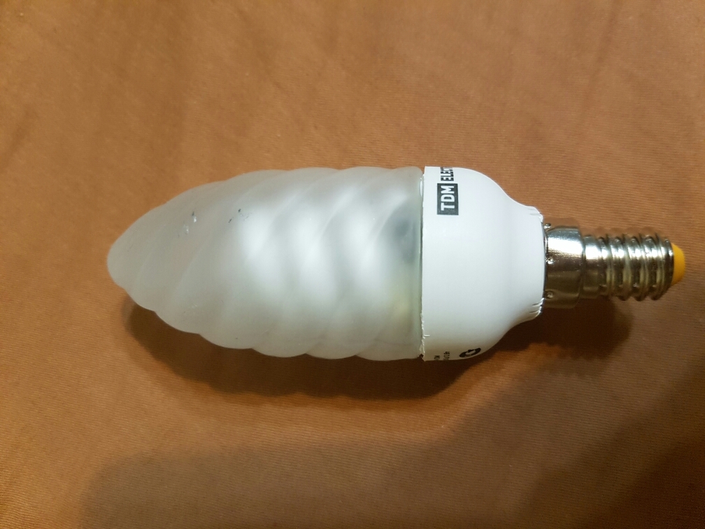 Фотография покупателя товара Лампа энергосберегающая TDM "витая свеча", Е14, 12 Вт, 2700 К - Фото 1