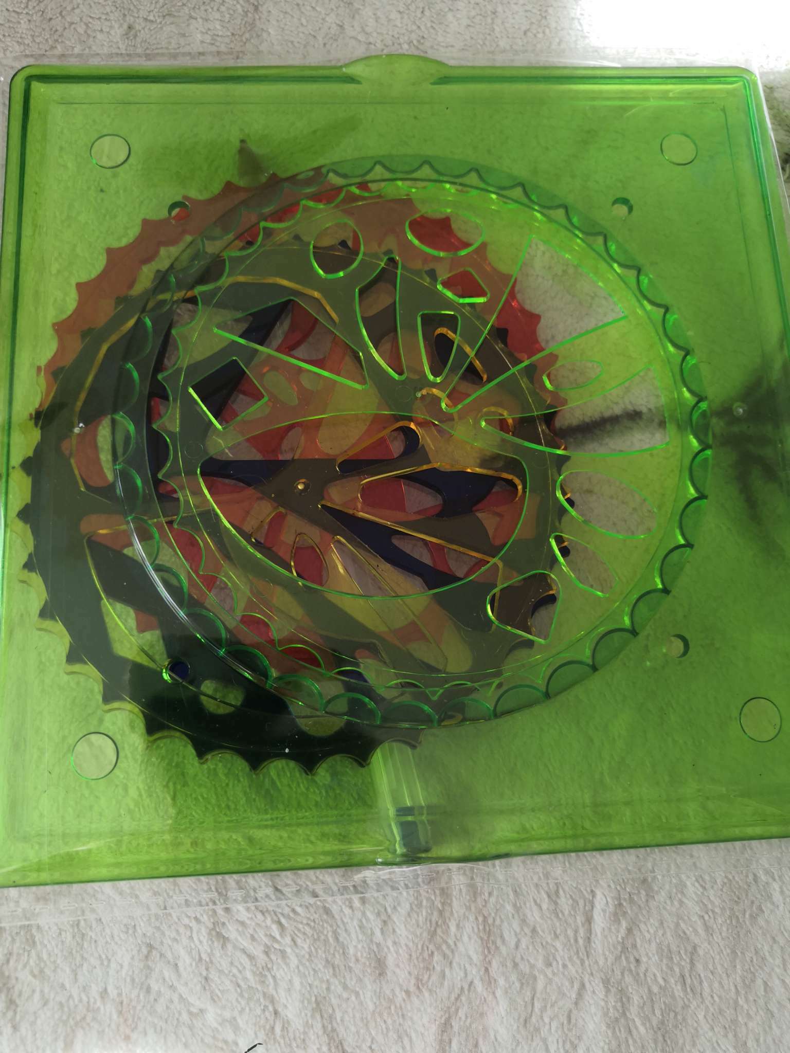 Фотография покупателя товара Спирограф «Геометрия», набор 4 шт., основа, цвет МИКС - Фото 2