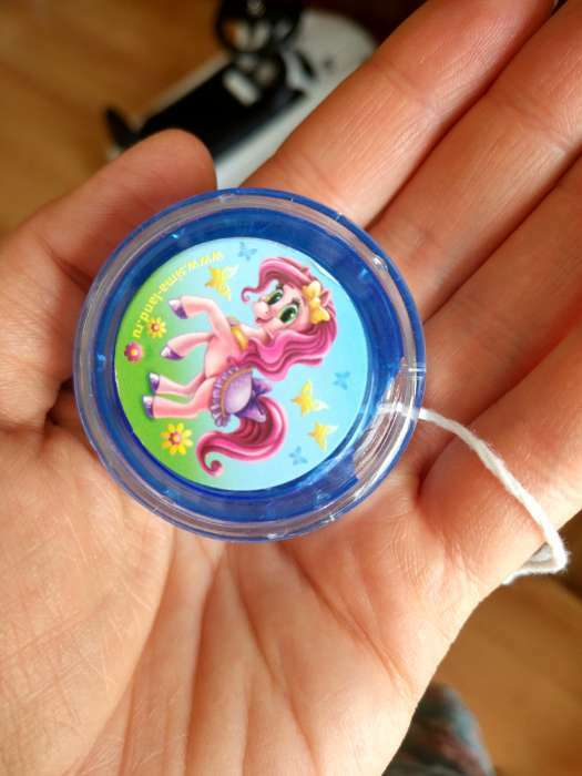 Фотография покупателя товара Йо-Йо «Пони», внутри шарики, цвета МИКС - Фото 2