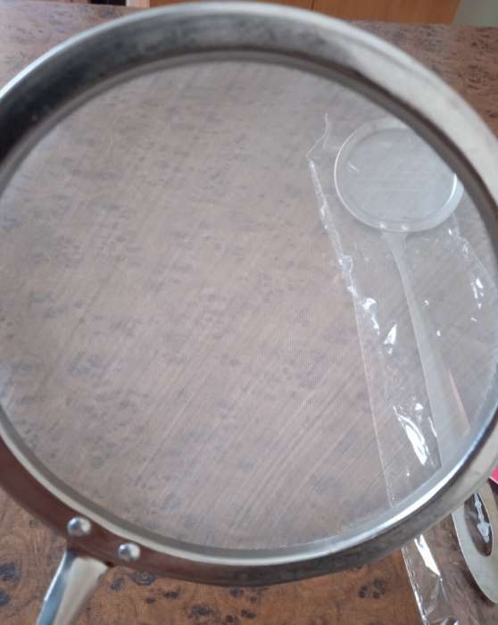 Фотография покупателя товара Сито для снятия пены Доляна «Металлик», 24×7,5 см - Фото 3