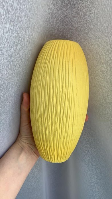 Фотография покупателя товара Ваза керамическая "Евро", настольная, жёлтая, 22 см - Фото 7