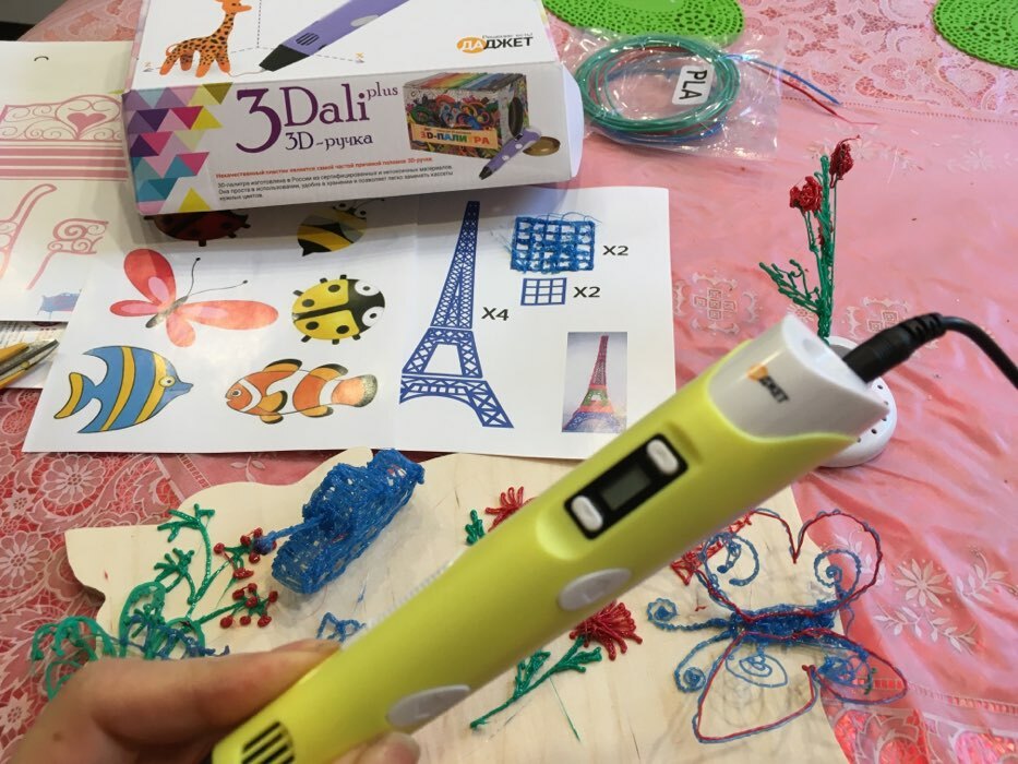 Фотография покупателя товара 3D ручка 3Dali Plus (KIT FB0021Y), ABS и PLA, желтая (+ трафарет и пластик)