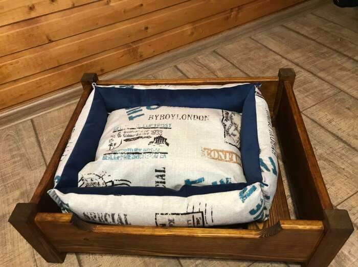 Фотография покупателя товара Лежанка под замшу с двусторонней подушкой,  54 х  42 х  11 см, мебельная ткань, микс цветов - Фото 30
