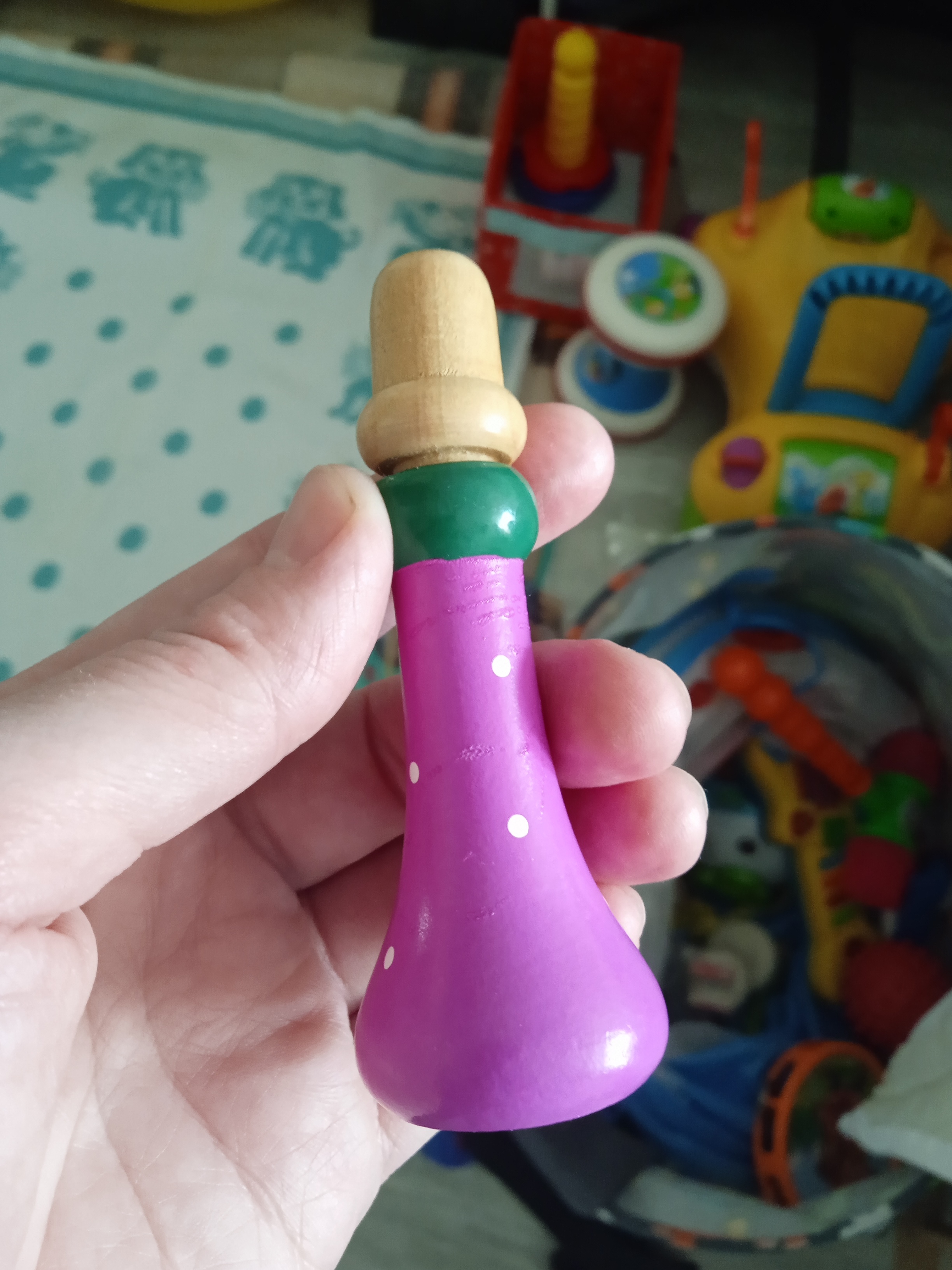 Фотография покупателя товара Музыкальная игрушка «Дудочка на верёвочке», цвета микс - Фото 2