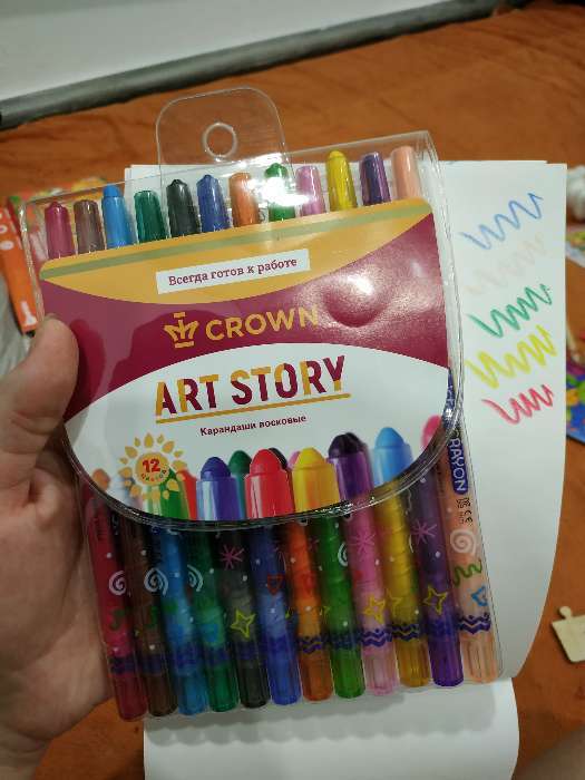 Фотография покупателя товара Мелки восковые 12 цветов Crown Art Story, выкручивающийся стержень