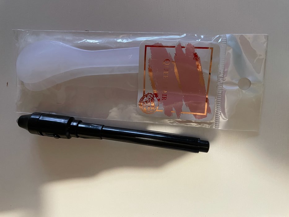 Фотография покупателя товара Шпатели для депиляции, пластиковые, 13 × 3 см, 2 шт, цвет МИКС