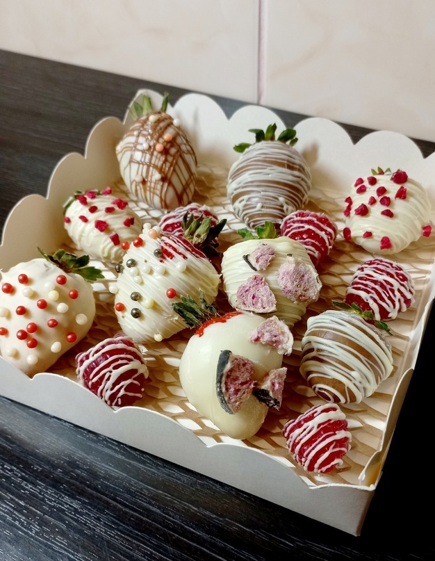 Фотография покупателя товара Посыпка кондитерская с мягким центром «Бисер»: сиреневая, голубая, серебряная, 50 г - Фото 35