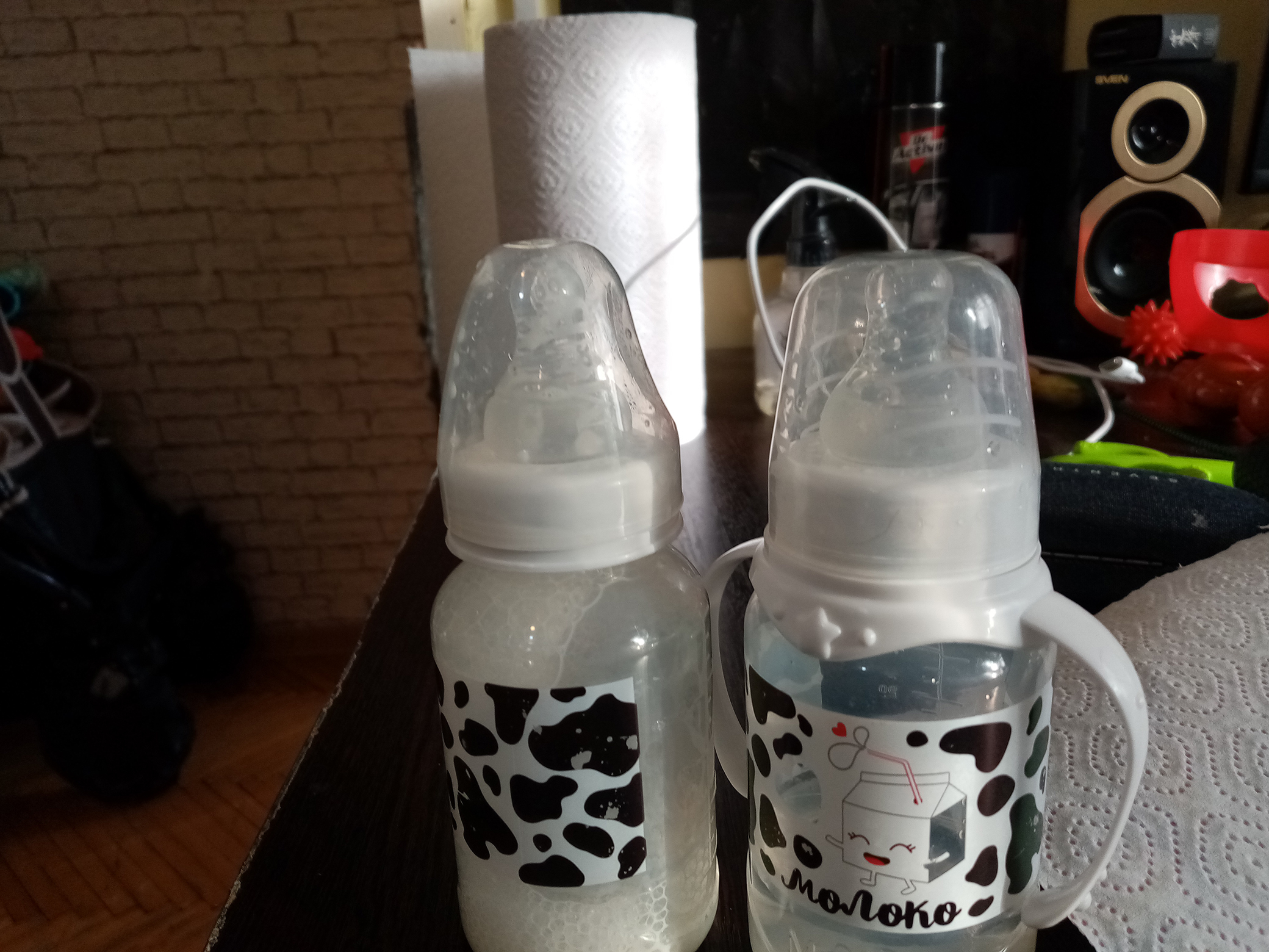 Фотография покупателя товара Бутылочка для кормления «Люблю молоко», классическое горло, с ручками, 150 мл., от 0 мес., цвет белый - Фото 7