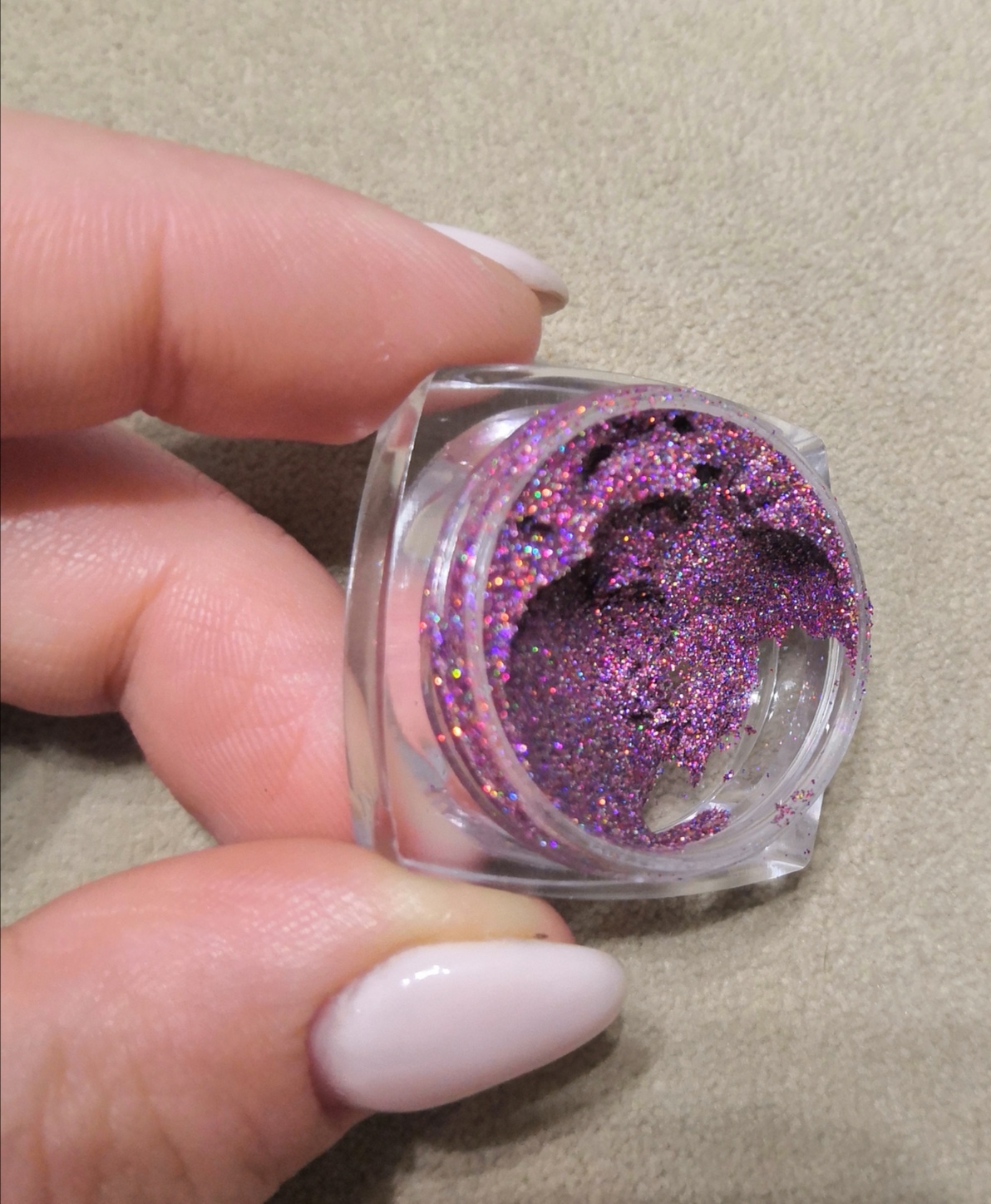 Фотография покупателя товара Глиттер для ногтей «Радужная россыпь», с аппликатором, цвет фиолетовый