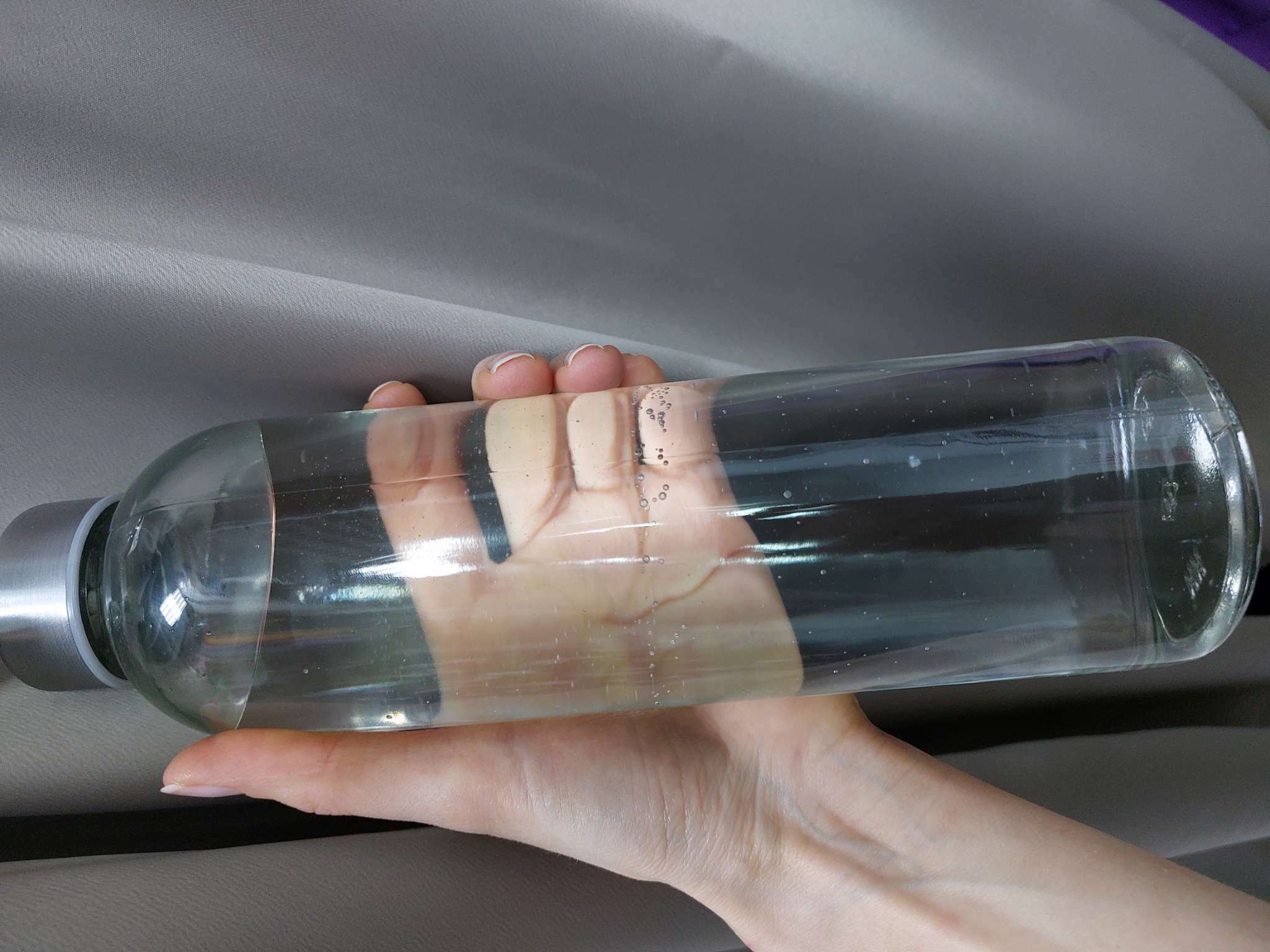 Фотография покупателя товара Бутылка для воды стеклянная в чехле «Вояж», 750 мл, h=25 см, цвет МИКС - Фото 2