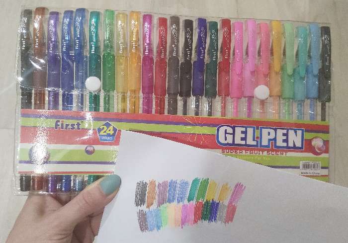 Фотография покупателя товара Набор гелевых ручек 24 цвета флуоресцентные, пастель, металлик с резиновыми держателями