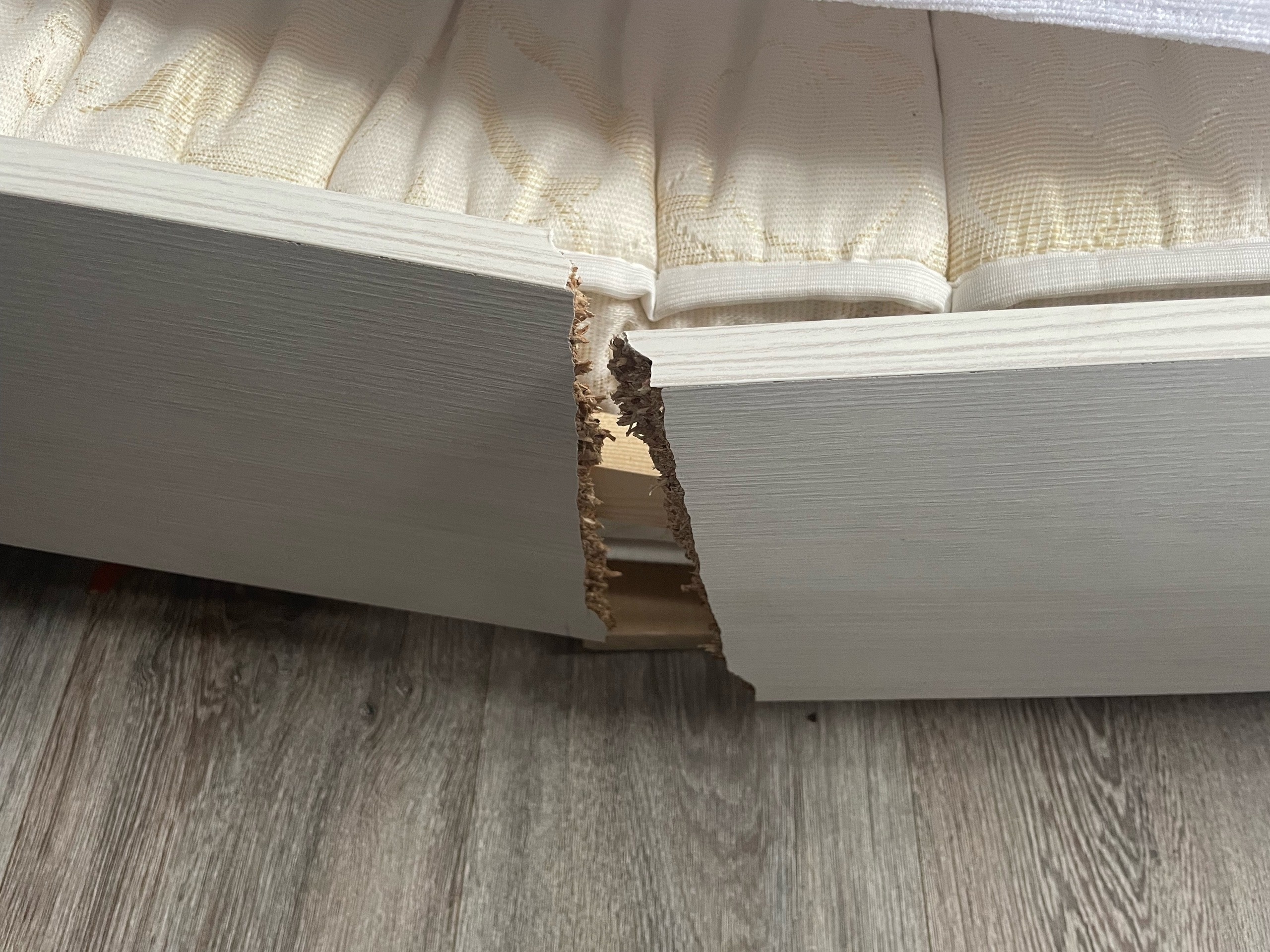 Фотография покупателя товара Кровать односпальная «Омега 16», 90×190 см, ЛДСП, цвет ясень анкор светлый - Фото 3