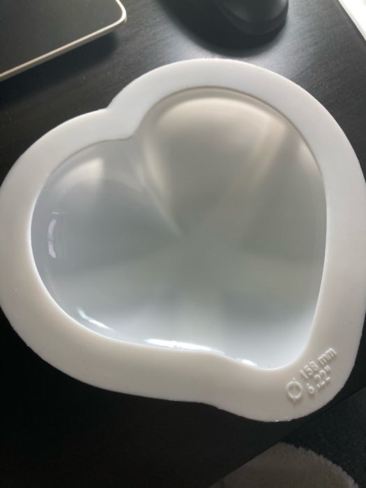 Фотография покупателя товара Форма для муссовых десертов и выпечки Доляна «Сердце малое», 17,5×4,7 см, цвет белый