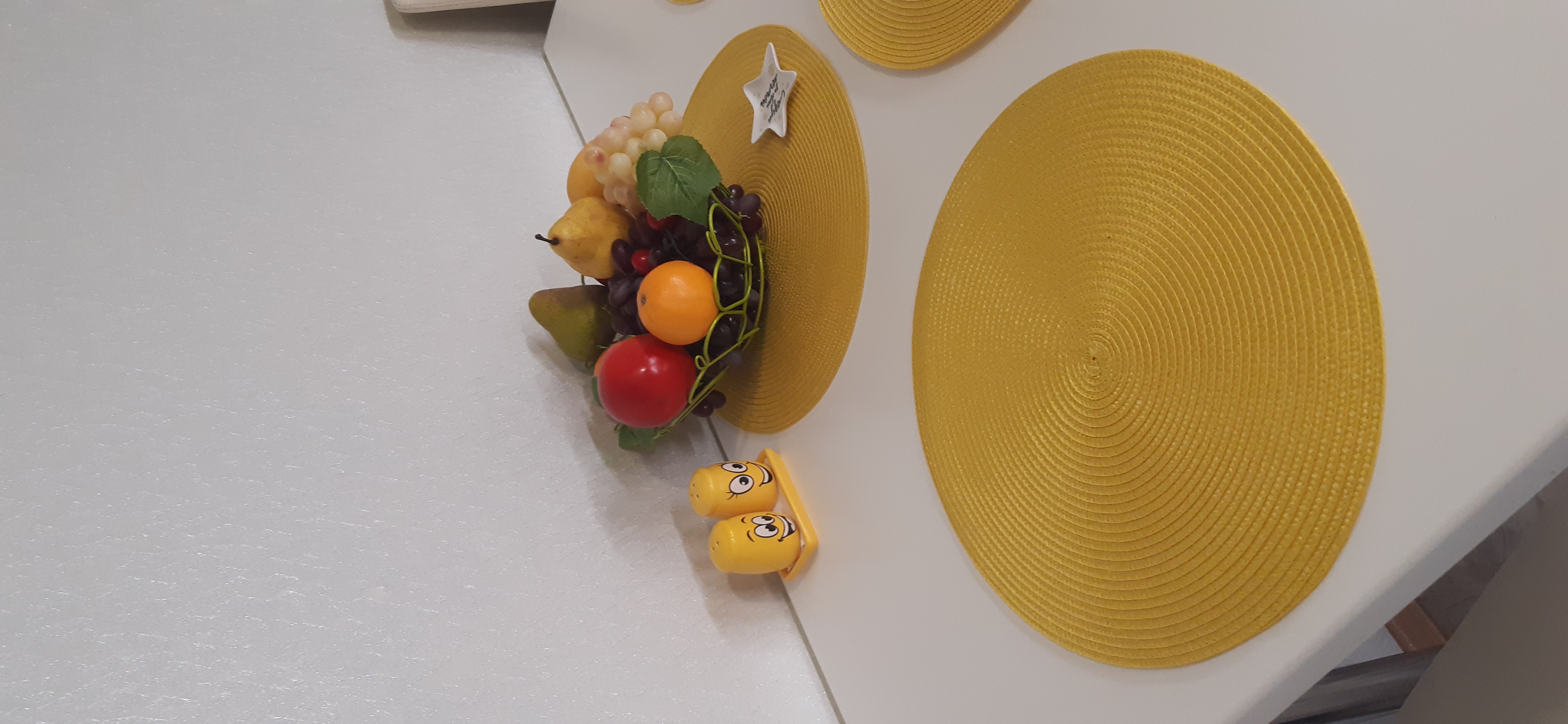 Фотография покупателя товара Салфетка сервировочная «Доляна. Классика», жёлтый, d=38 см - Фото 2