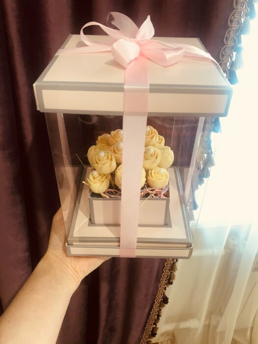 Фотография покупателя товара Коробка подарочная для цветов с вазой и PVC окнами складная, упаковка, «Вдохновение», 16 х 23 х 16 см - Фото 25