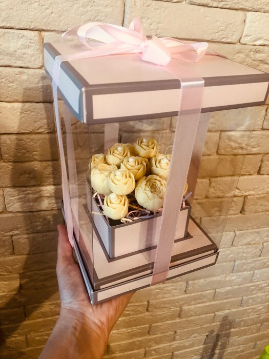 Фотография покупателя товара Коробка подарочная для цветов с вазой и PVC окнами складная, упаковка, «Вдохновение», 16 х 23 х 16 см - Фото 26