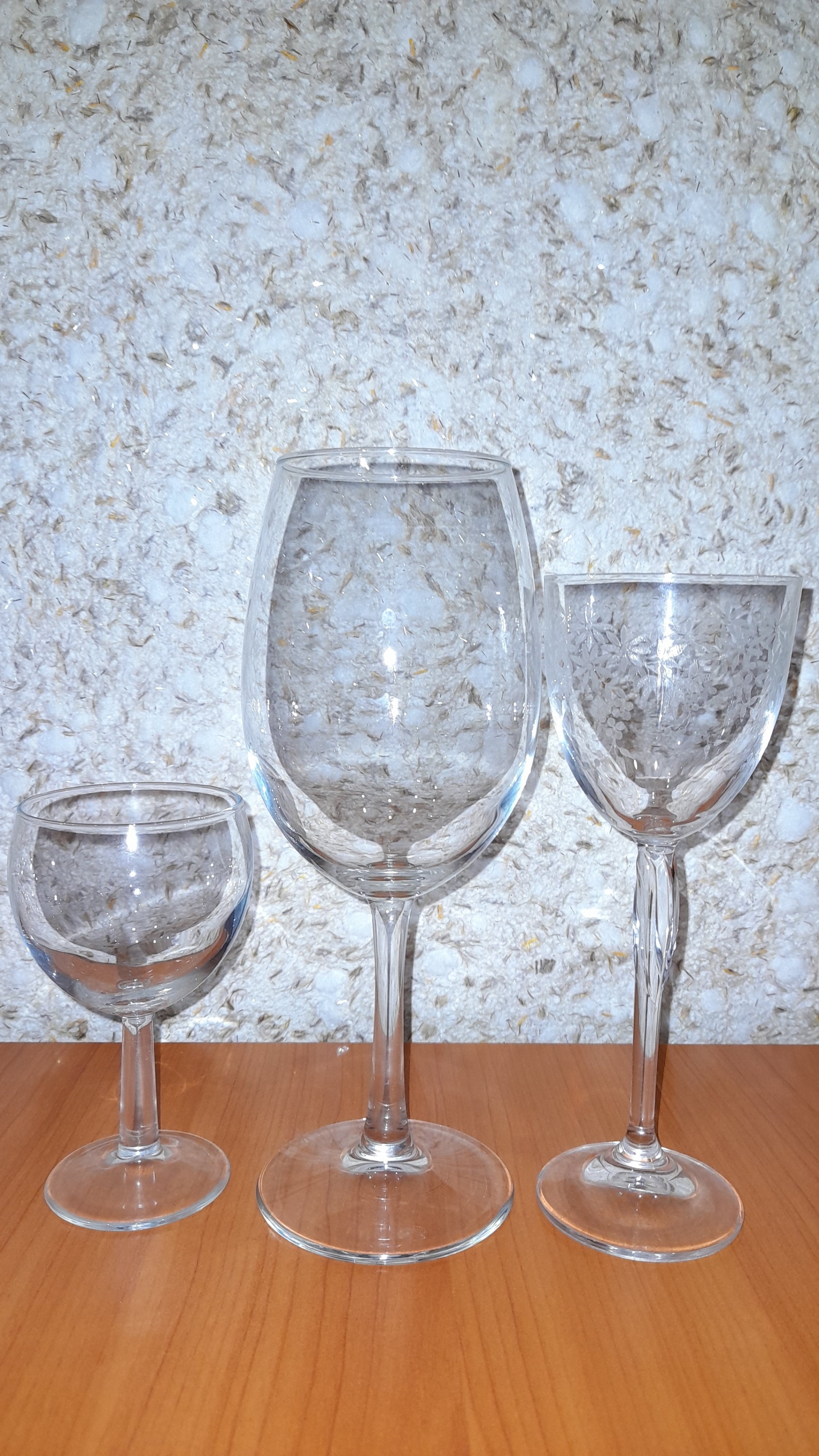 Фотография покупателя товара Набор стеклянных бокалов для вина Classique, 630 мл, 2 шт - Фото 4