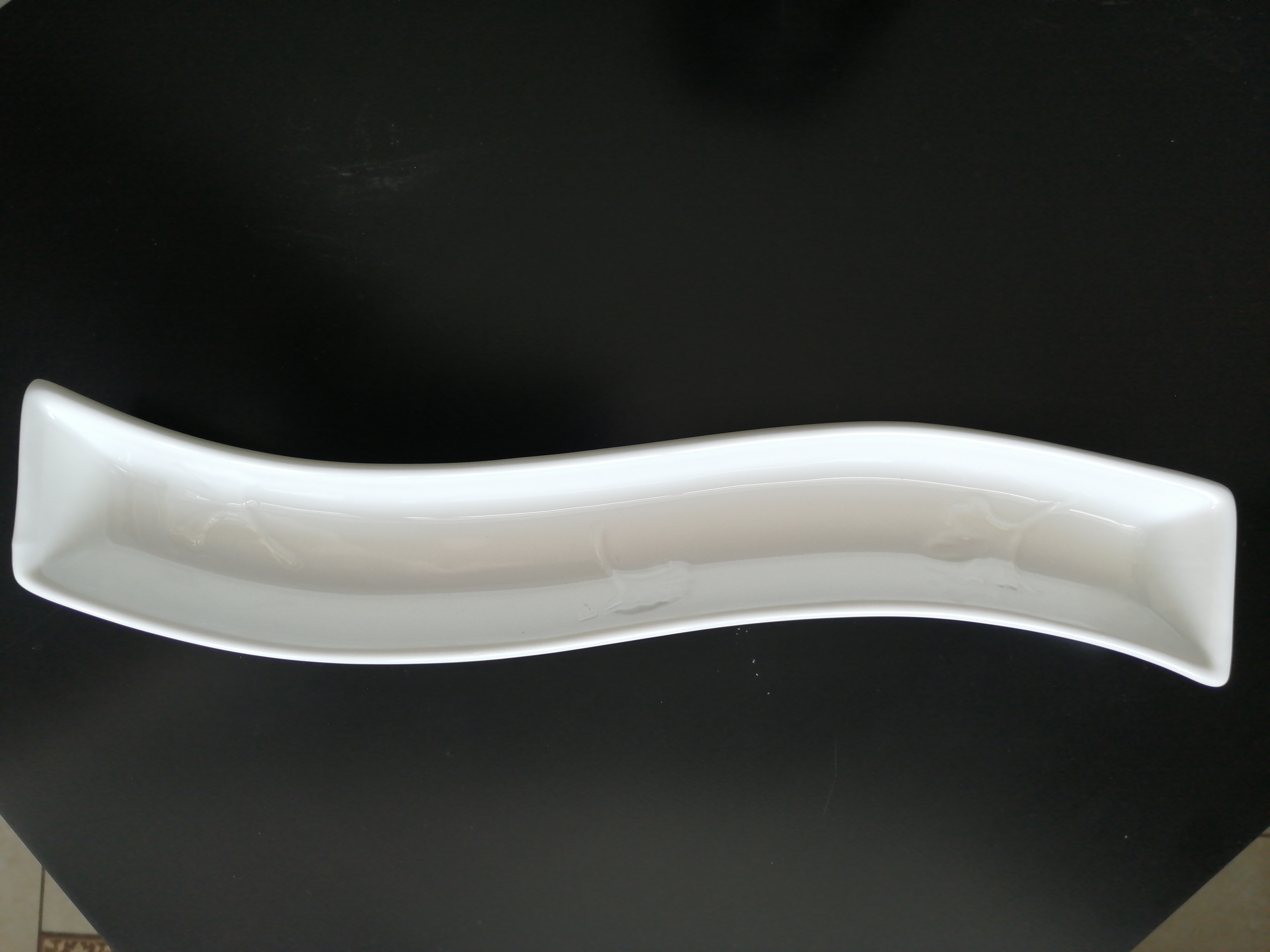 Фотография покупателя товара Блюдо фарфоровое для оливок Magistro «Бланш», 29,5×6 см, цвет белый - Фото 36