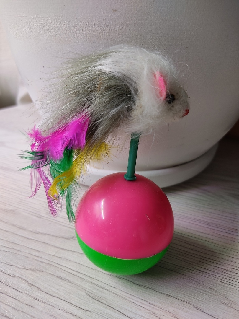 Фотография покупателя товара Мышь-неваляшка на шаре, 12 х 5 см, микс цветов - Фото 1