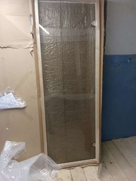 Фотография покупателя товара Дверь для бани и сауны стеклянная "Бронза", размер коробки 190х67, 6мм - Фото 1