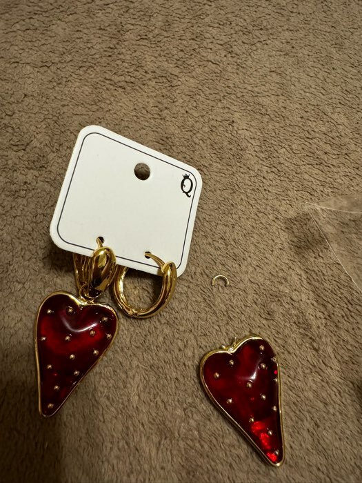 Фотография покупателя товара Серьги ассорти «Сердце» клубника, цвет красный в золоте - Фото 5