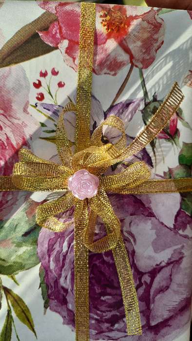 Фотография покупателя товара Бумага упаковочная глянцевая «Летние цветы», 70 х 100 см - Фото 5