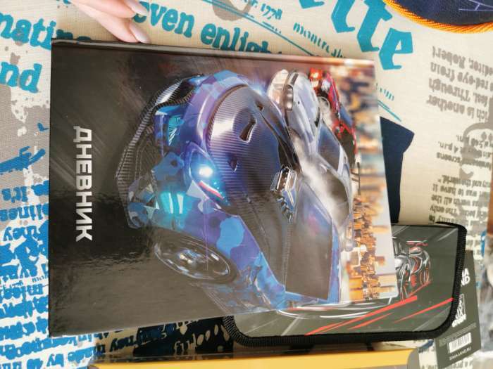 Фотография покупателя товара Дневник для 1-4 классов, Cars-1, твердая обложка 7БЦ, глянцевая ламинация, 48 листов - Фото 1