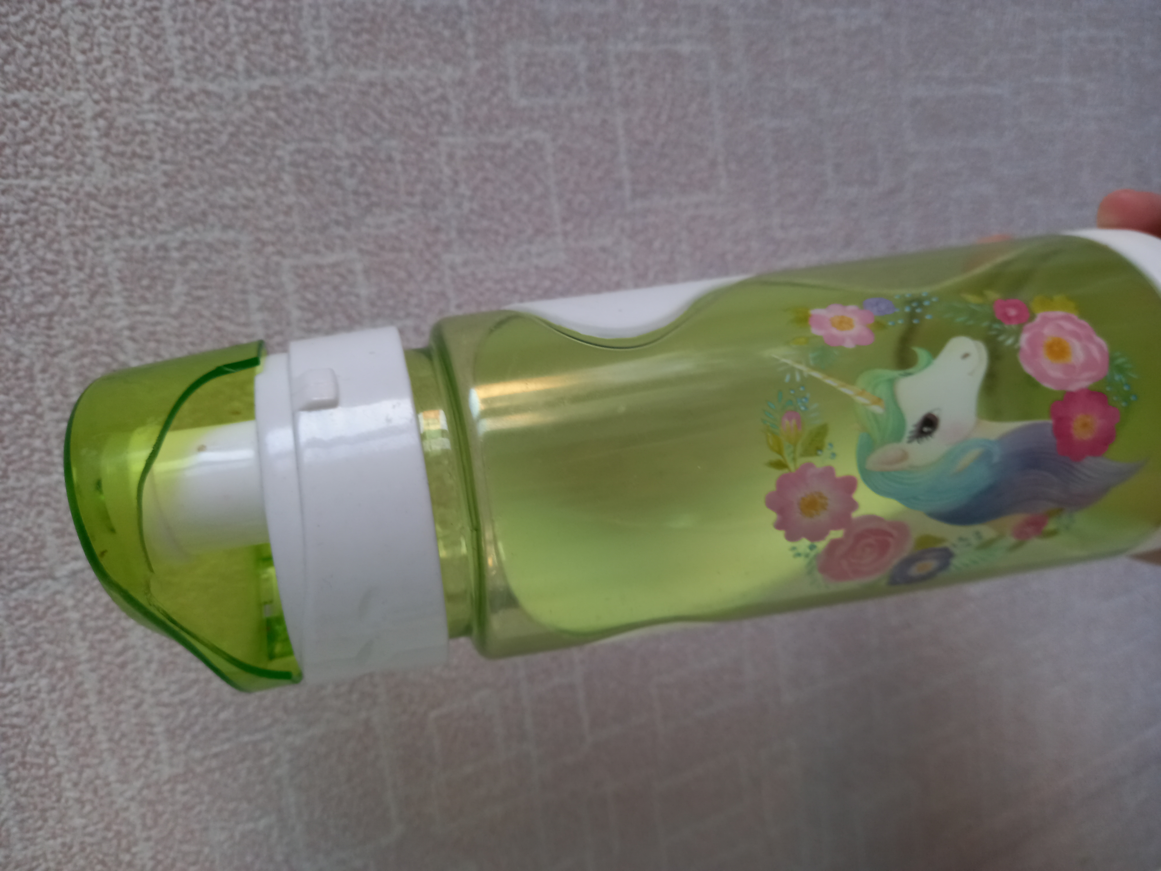 Фотография покупателя товара Бутылка «Единорог», 600 мл, 7,5×21 см, цвет МИКС - Фото 6